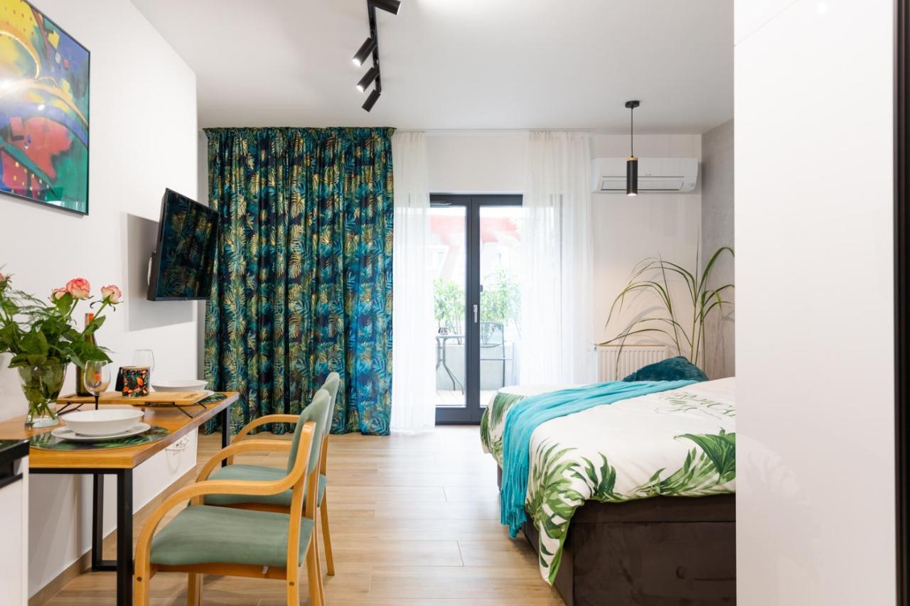 Luxurycity Apartment With Terrace ヴロツワフ エクステリア 写真