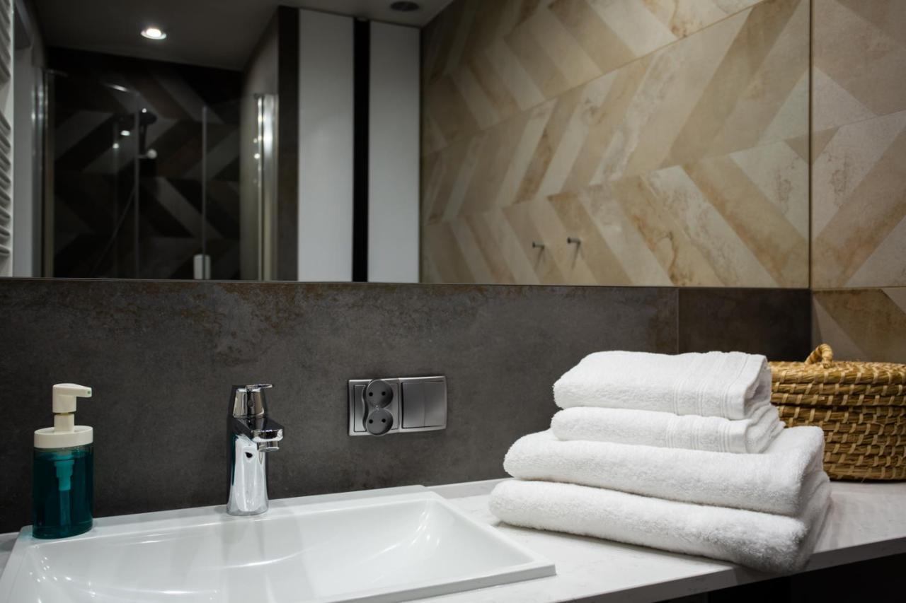 Luxurycity Apartment With Terrace ヴロツワフ エクステリア 写真
